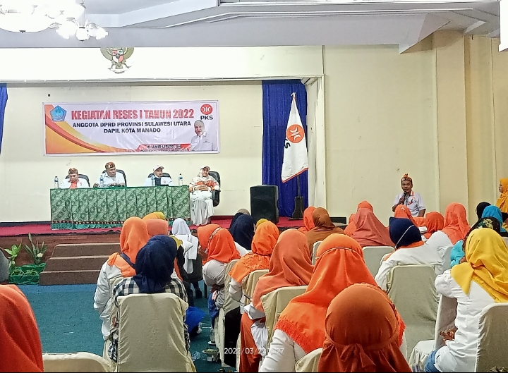 Warga Kecamatan Singkil