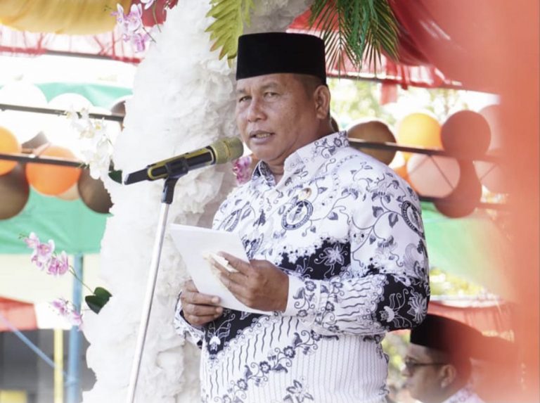 Pemkab Bolsel Gelar Upacara HUT PGRI