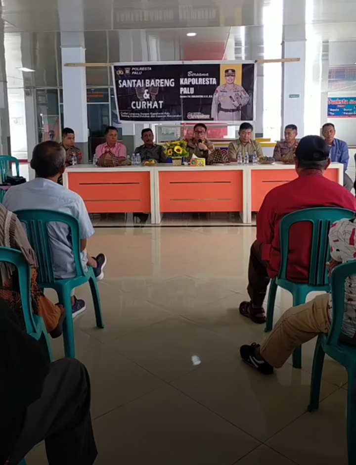 Jumat Curhat Kapolresta Palu bersama Warga kelurahan Baru Kecamatan Palu Barat