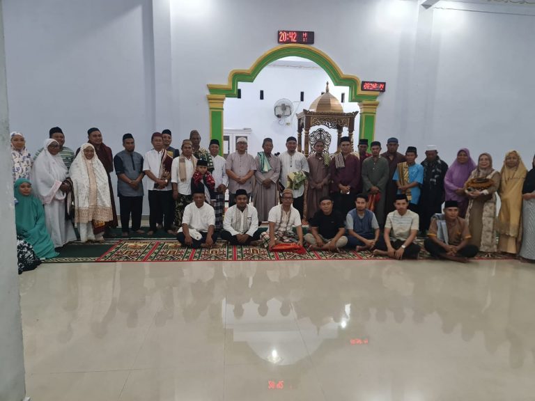 Ketua DPRD  Dukung Penuh Program Tarawih Keliling Pemda Bolsel