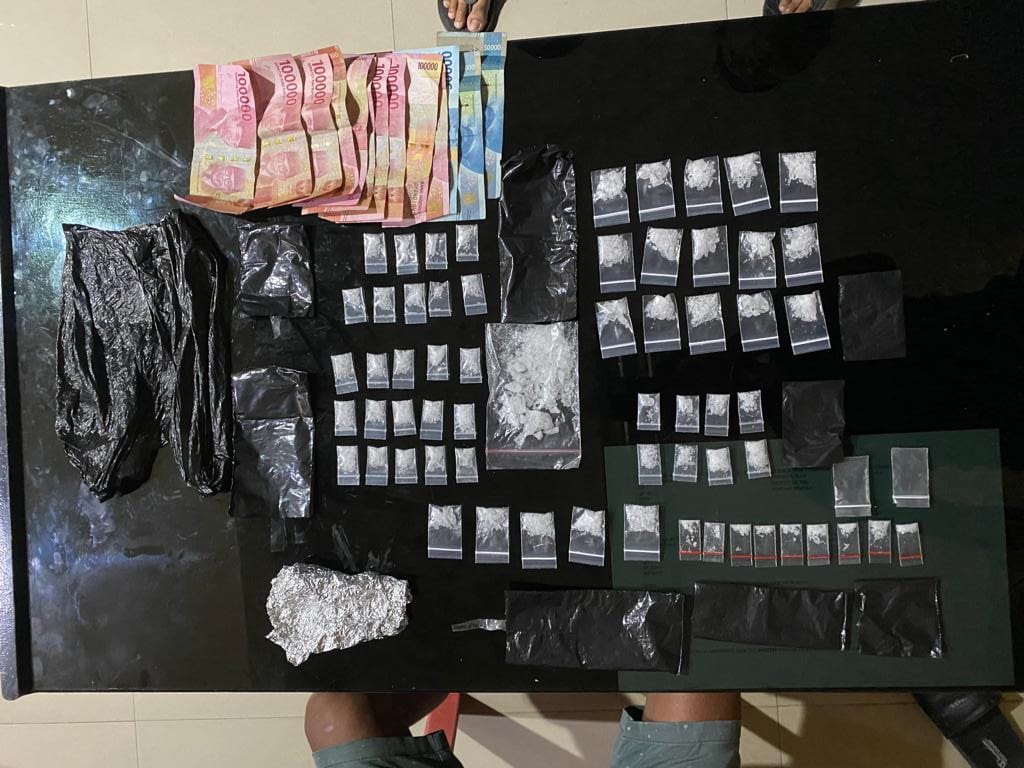 sejumlah barang bukti narkoba hasil pengungkapan Polda Sulteng. Foto : Humas Polda Sulteng