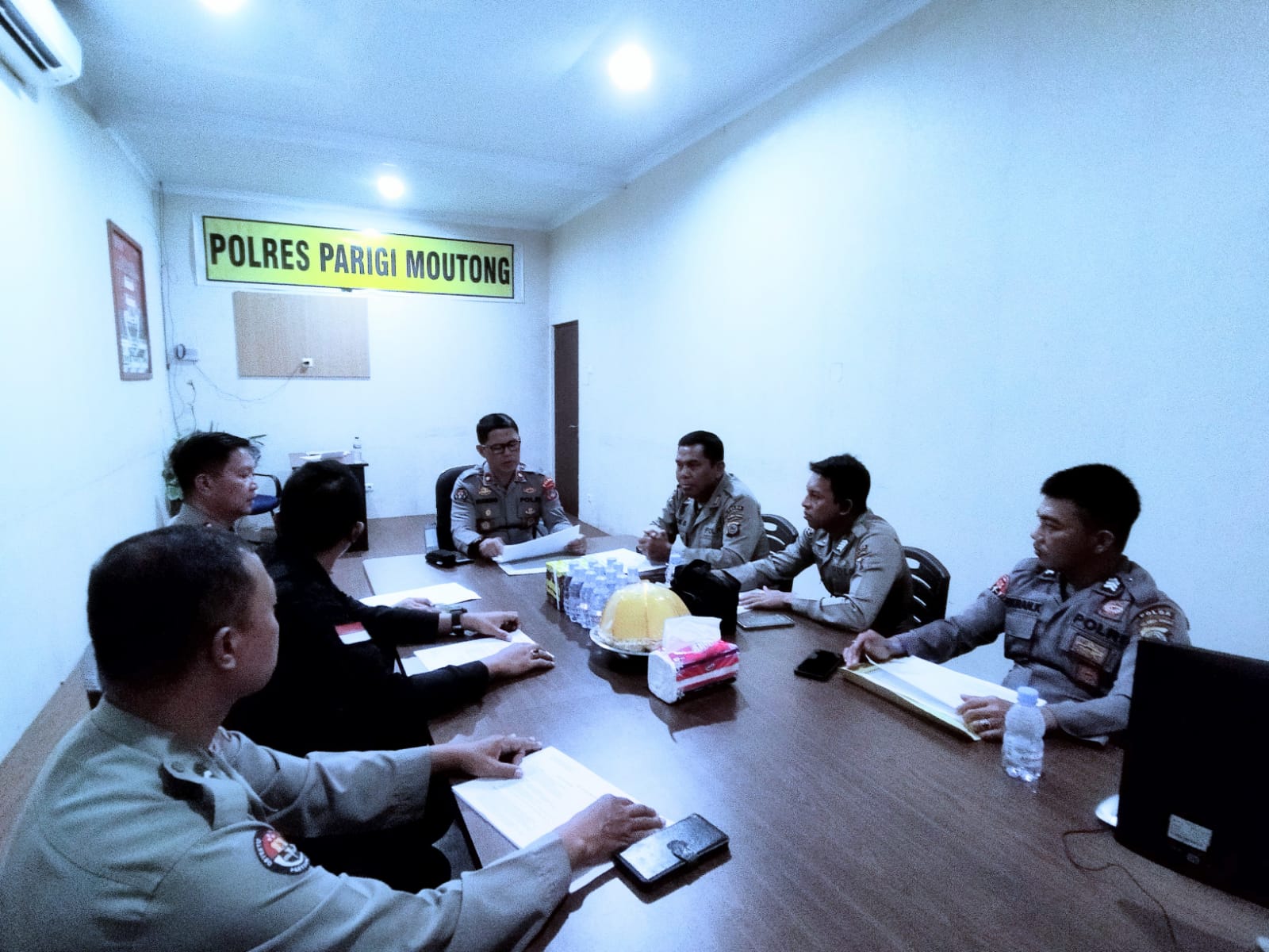 Bidang Hubungan Masyarakat (Bidhumas) Polda Sulteng turun kelapangan melakukan supervise. Foto : Humas Polda Sulteng