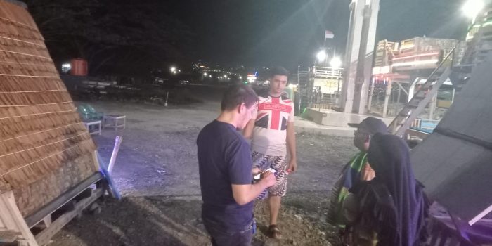 Anggota Satreskrim Polresta Palu Pantau Situasi Pantai talise, Tindak Lanjuti Indikasi Aksi Preman dan Juru Parkir liar. Foto : Satreskrim Polresta Palu