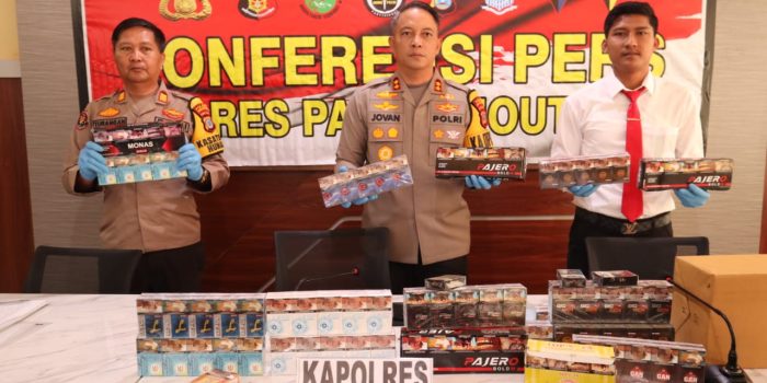 Puluhan ribu batang rokok ilegal berbagai merek tanpa pita cukai dan rokok dengan pita cukai palsu disita Polsek Parigi Moutong (Parimo). Foto : Istimewa