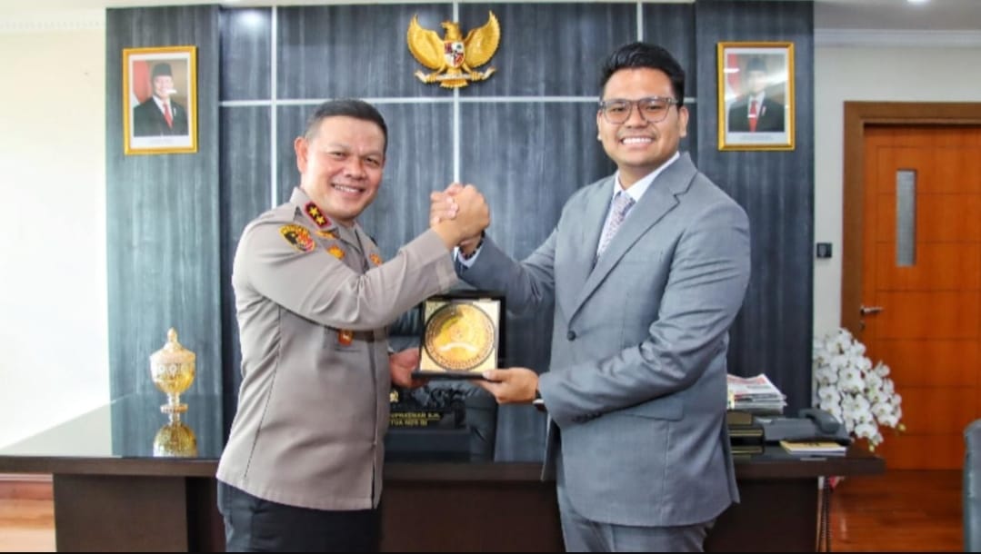 waket mprri Wakil Ketua MPR RI dan Kapolda Sulteng. (Suarasulut.com/RN)