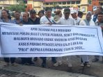Tak terima Kenyataan Keputusan Pengadilan Sekolompok Aliansi Pala Manado Lakukan Demo di Polda Sulut 