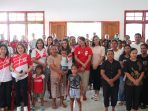 Foto bersama Usai acara pembukaan kegiatan Sosial YTI Sulut dan JTI Manado di Kecamatan Bunaken Kepulauan.
