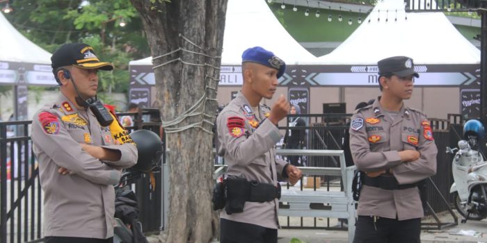 Polda Sulteng lakukan pengamanan Kegiatan Kampanye Pilkada 2024. (Suarasulut.com/RN)