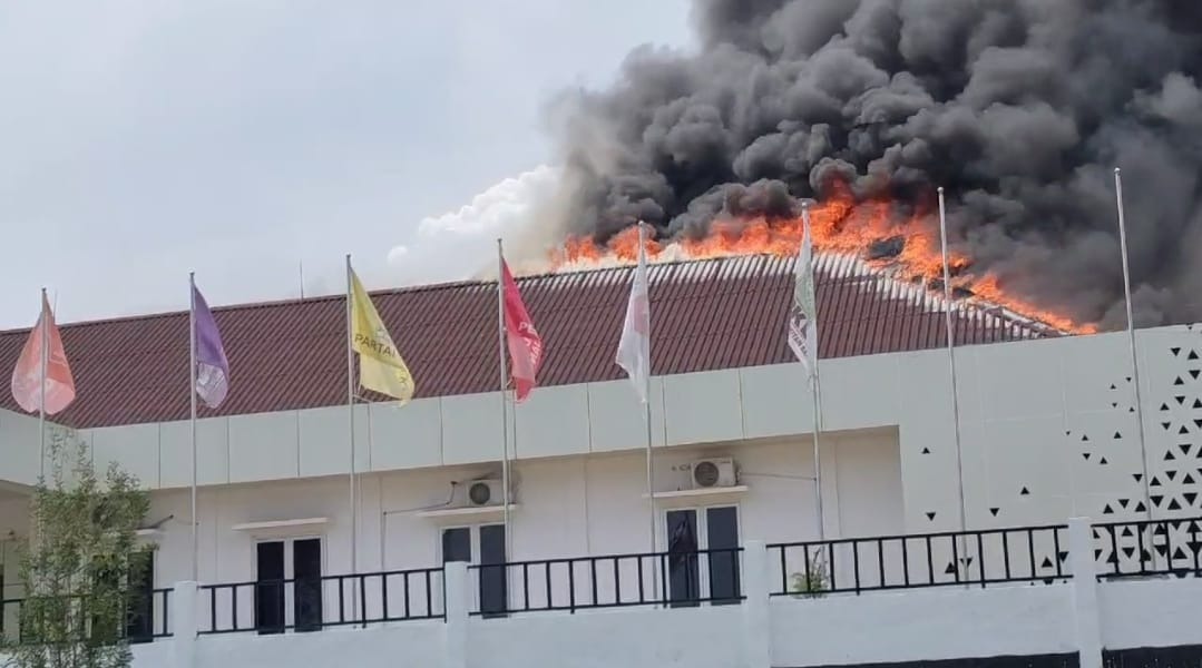 Kantor KPU Morowali Terbakar, Logistik berhasil diamankan