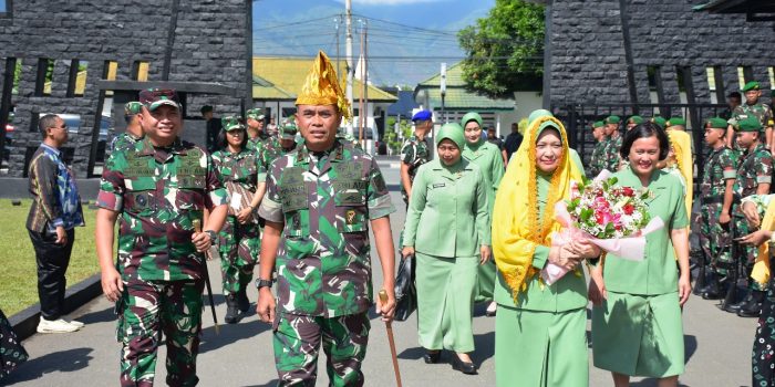 Pangdam XIII/Merdeka Kunjungi Makorem 132 Tadulako Palu. (FOTO/ISTIMEWA)