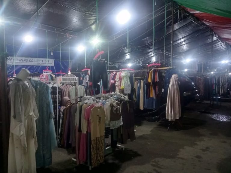 Sepi dari Pejabat, Pasar Senggol LKB Didominasi Petani dan Nelayan