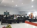 MIRIS: Nampak kekosongan 11 kursi anggota Dewan Kabupaten Sitaro saat sidang paripurna istimewa Hari Ulang Tahun Kabupetan Kepulauan Sitaro ke 18