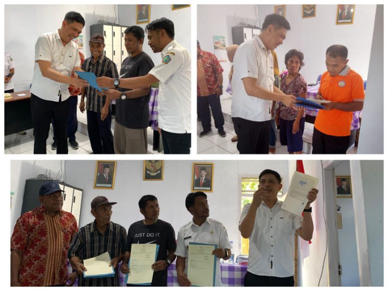 Kantor Pertanahan Sangihe Serahkan 229 Sertipikat Tanah Elektronik, Termasuk Wakaf Elektronik Perdana