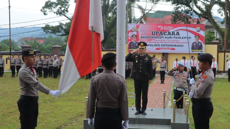 Wakili Kapolres, Kompol Romel Pontoh Pimpin Upacara Peringatan Hari Pahlawan ke-80