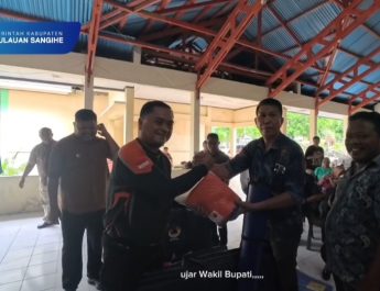 Sangihe Salurkan Bantuan Gempa Tabukan Utara, Wabup: Pemulihan Harus Berjalan Berkelanjutan