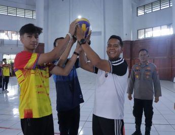 Semarak Hari Bhayangkara ke-80, Kapolres Kotamobagu Buka Turnamen Voli Pelajar se-BMR