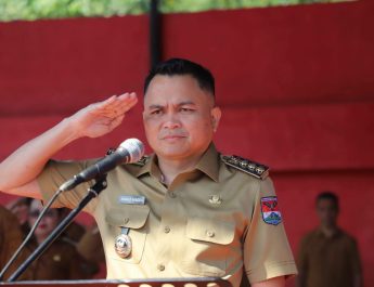 Bukan Sekadar Pengukuhan, Ronald Kandoli Tekankan 4 Tuntutan Bagi Perangkat Desa se-Mitra