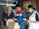 Pertamina Melalui IT Bitung Berdayakan Penyandang Disabilitas Lewat PADU dan Kerajinan Limbah Kelapa