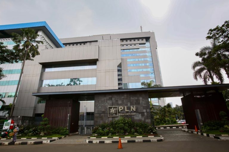RUPSLB Tetapkan Suroso Isnandar sebagai Direktur Utama PLN