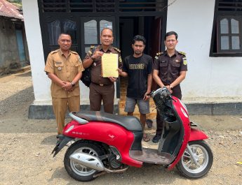 Kejari Boltara Kembalikan Motor Barang Bukti Narkotika Lewat Layanan LABB KEBUT ‎