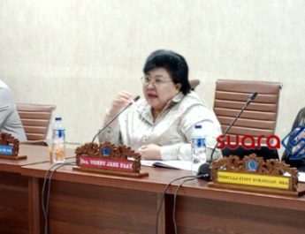 Vonny Paat Sentil Dikda Beasiswa Bagi 2000 Siswa